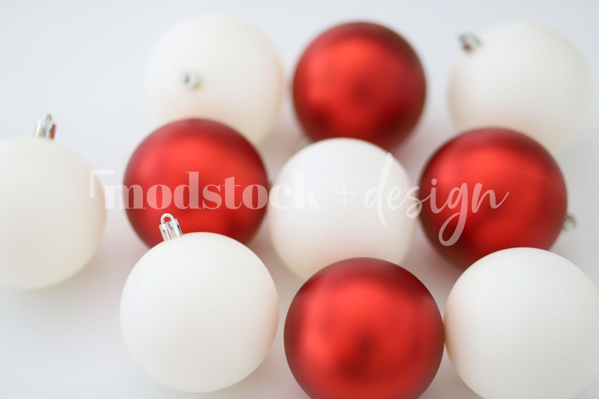 Ornaments and Baubles 25