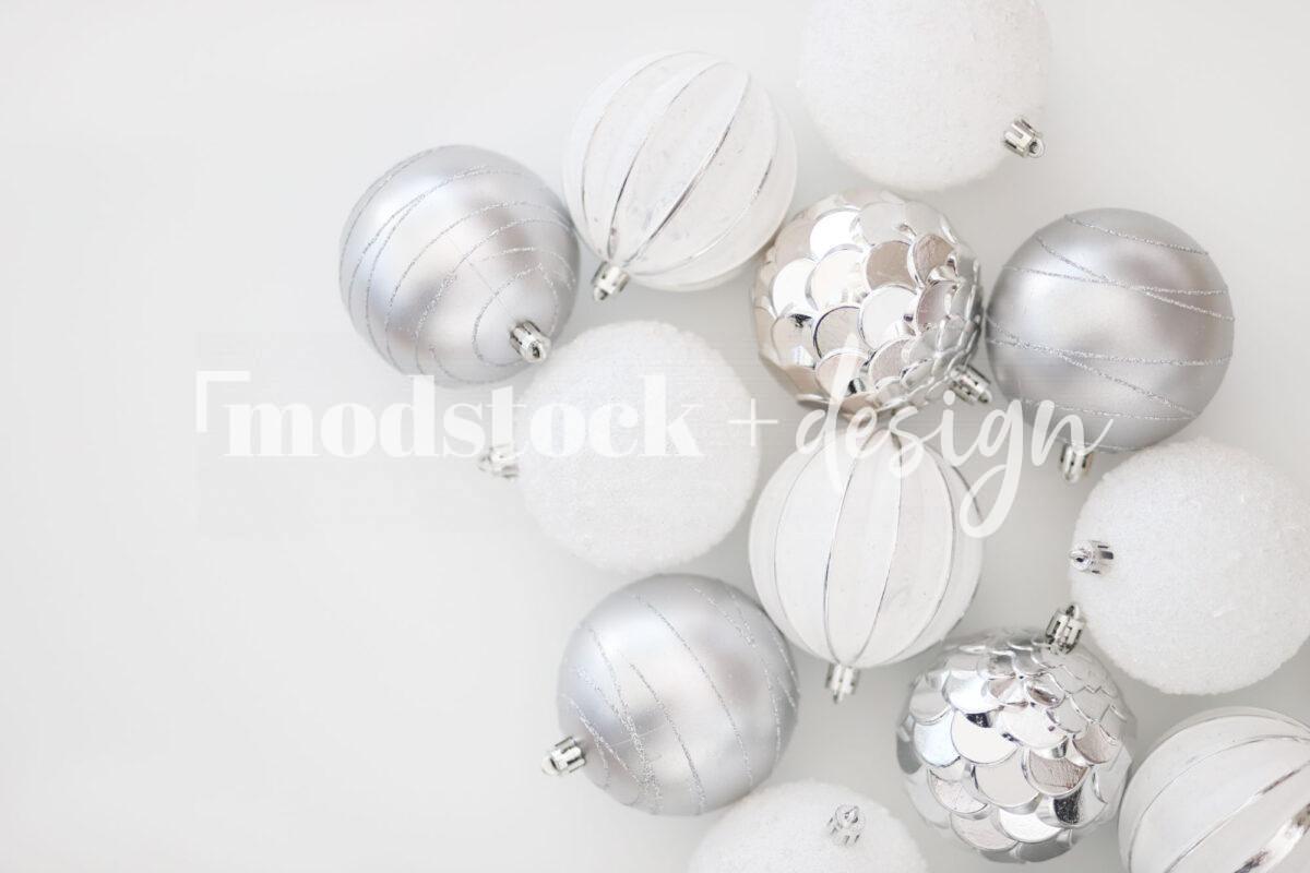 Ornaments and Baubles 43